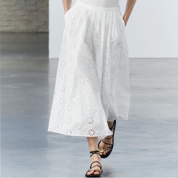 New ZARA Embroidered Eyelet Midi Skirt ZW Collection - Picture 4 of 9